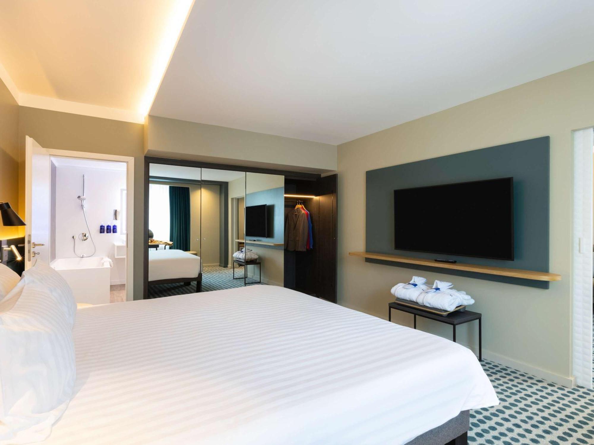 Novotel Kirchberg 4*